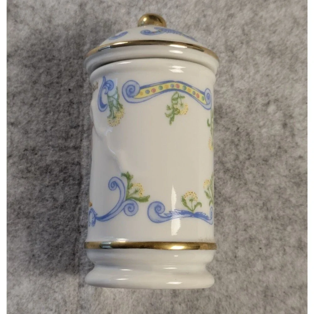The Spice Carousel Lenox Vintage 1993 Fine Porcelain Celery Salt 24k Gold Trim